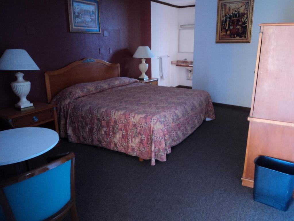 Hotel Monaco Ciudad Juárez Pokoj fotografie