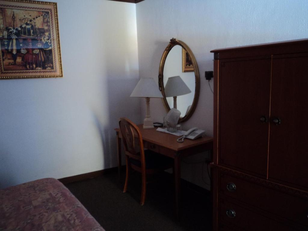 Hotel Monaco Ciudad Juárez Pokoj fotografie
